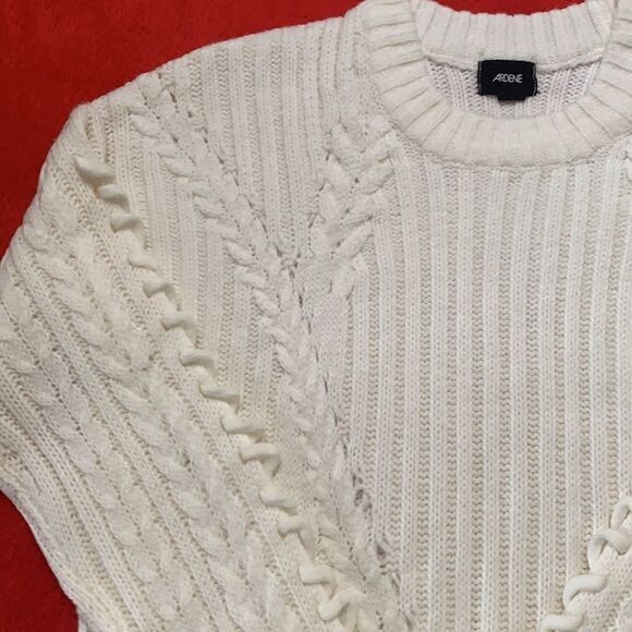 𝅺🌟nwt Ardene Rib-Knit Laced Sleeve Sweater🌟 - Picture 4 of 7